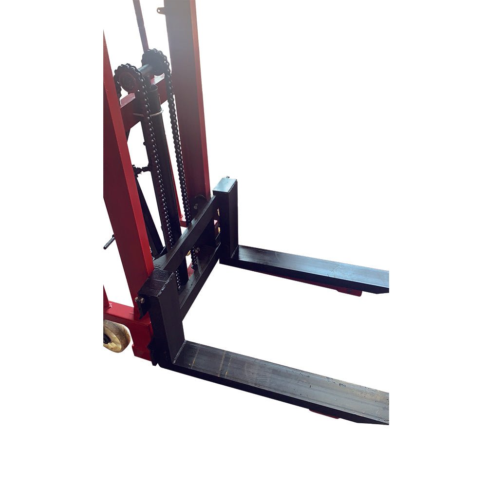 Manual Stacker 2200lbs 63" Lift Height Adjustable Fork - CECLE Machine